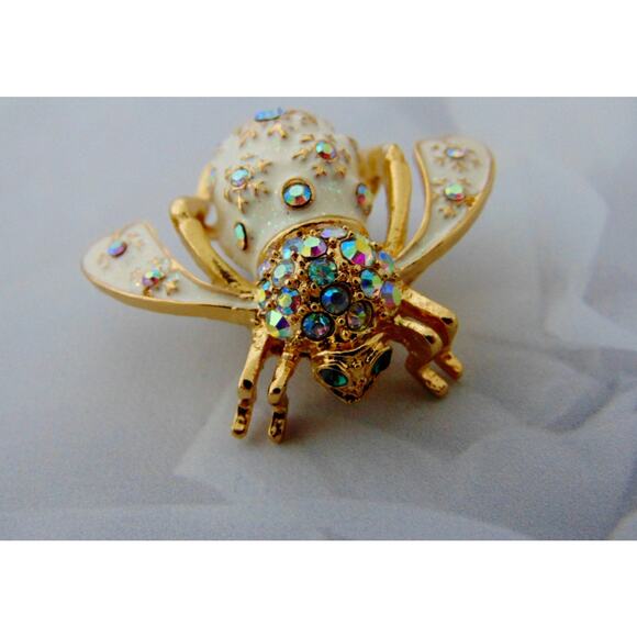 VTG Joan Rivers Gold Crystal Winter Snowflake BEE PIN Brooch Aurora Borealis - Picture 4 of 5
